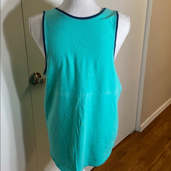 Lululemon Tank - Picture 4 of 6